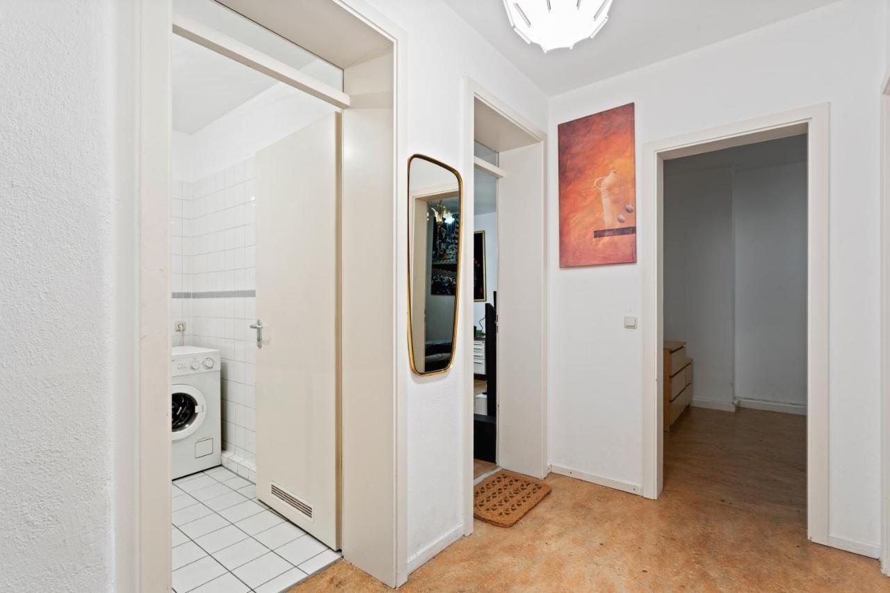 Two Apartement In The Heart Of Apartment