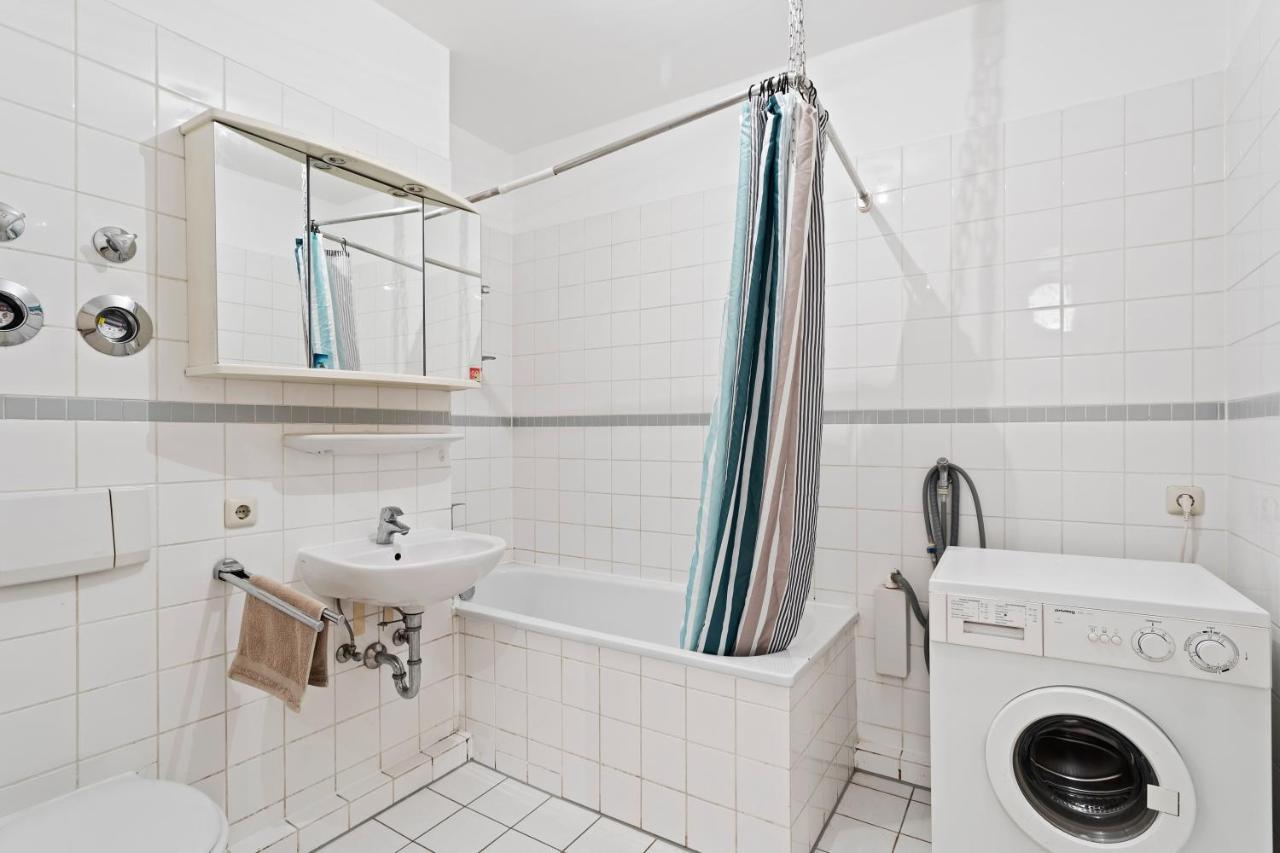 Two Apartement In The Heart Of Apartment