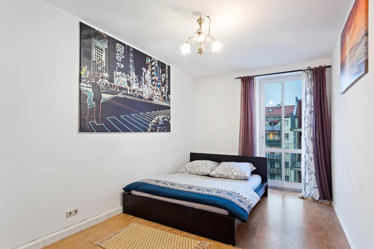 Two Apartement In The Heart Of Apartment